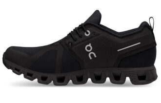 Cloud 5 Impermeable “Totalmente Negro”