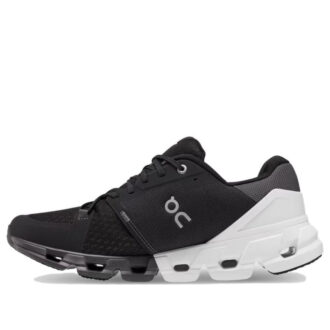 Cloudflyer 4 “Negro Blanco”