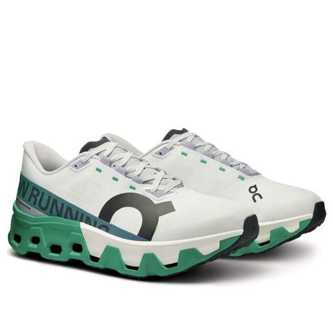 Cloudmonster Hyper “Blanco Menta”
