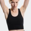 Mujer Studio Crop de Espalda Abierta Mujer Studio Crop de Espalda Abierta