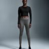 Mujer Studio Long-T Crop Mujer Studio Long-T Crop