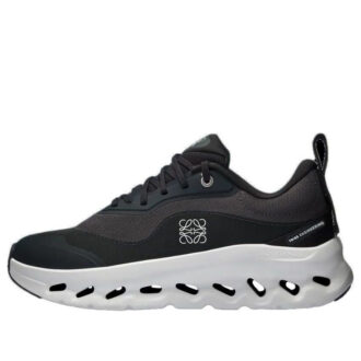 On Running x LOEWE Cloudtilt 2 “Negro”