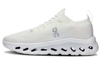 On Running x LOEWE Cloudtilt “Blanco Total”
