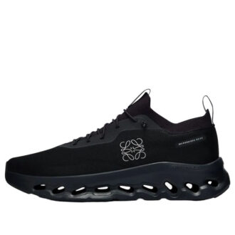 On Running x LOEWE Cloudtilt “Totalmente Negro”